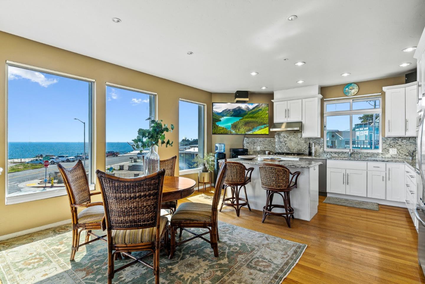 Detail Gallery Image 8 of 50 For 890 West Cliff Dr #8,  Santa Cruz,  CA 95060 - 2 Beds | 2 Baths