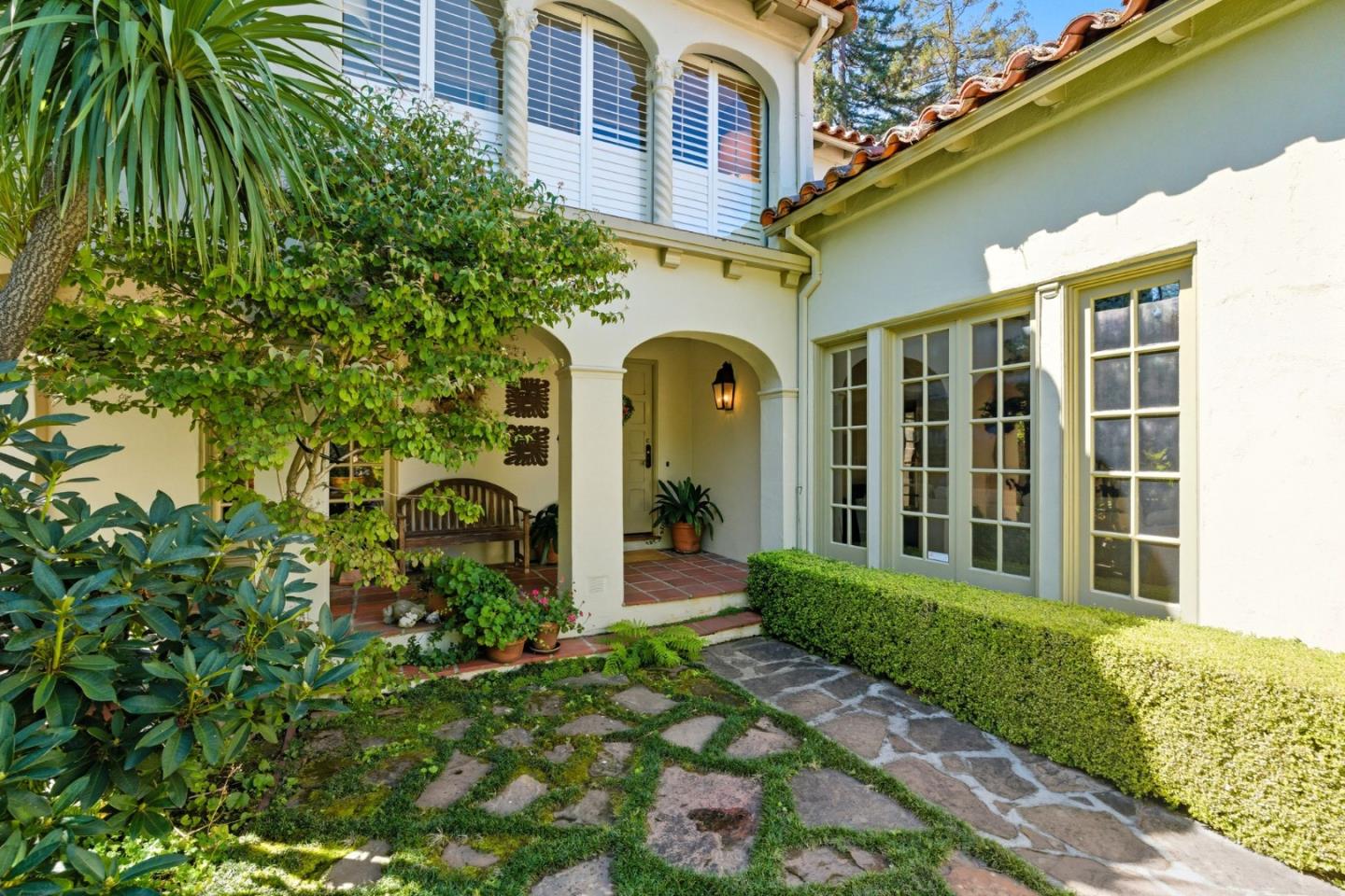 Detail Gallery Image 3 of 54 For 353 Franklin St, San Mateo,  CA 94402 - 3 Beds | 3 Baths