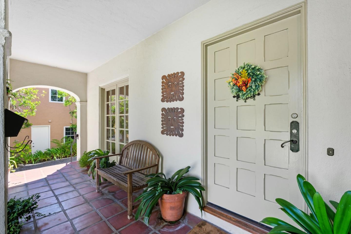 Detail Gallery Image 4 of 54 For 353 Franklin St, San Mateo,  CA 94402 - 3 Beds | 3 Baths