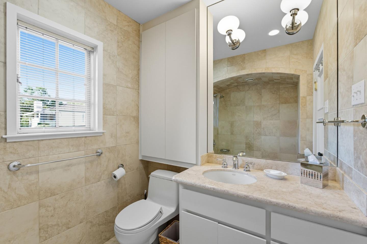 Detail Gallery Image 43 of 54 For 353 Franklin St, San Mateo,  CA 94402 - 3 Beds | 3 Baths
