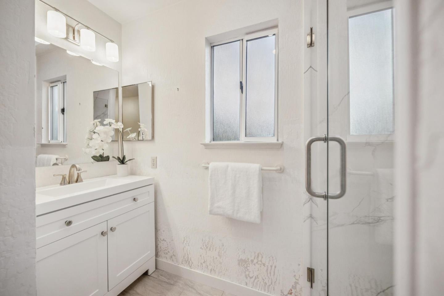Detail Gallery Image 13 of 22 For 244 Juanita Ave, Pacifica,  CA 94044 - 3 Beds | 2 Baths