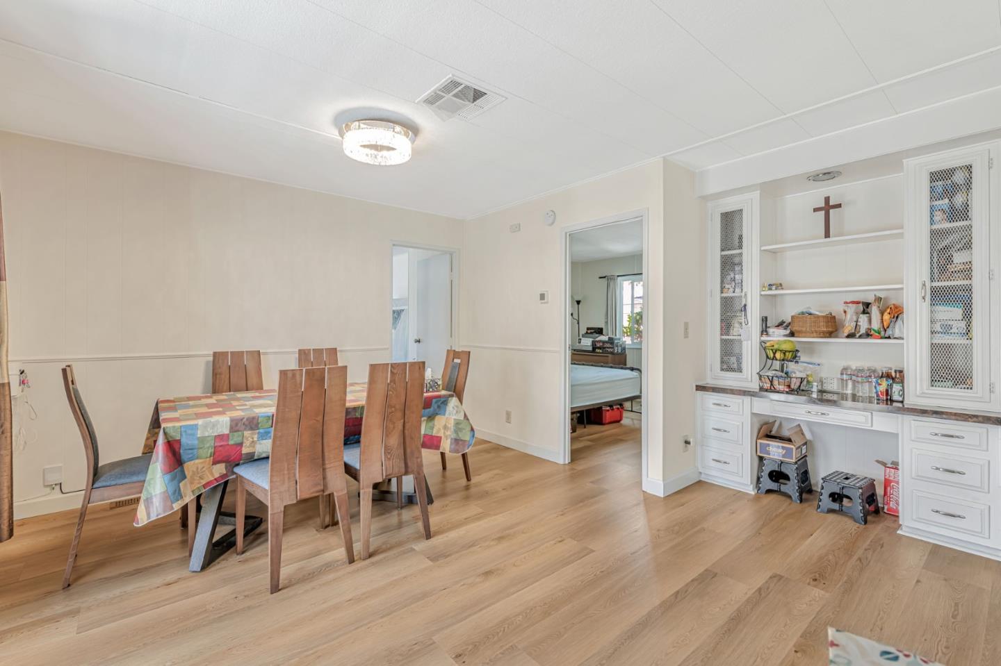 Detail Gallery Image 12 of 37 For 29129 Verdi Rd #29129,  Hayward,  CA 94544 - 2 Beds | 2 Baths