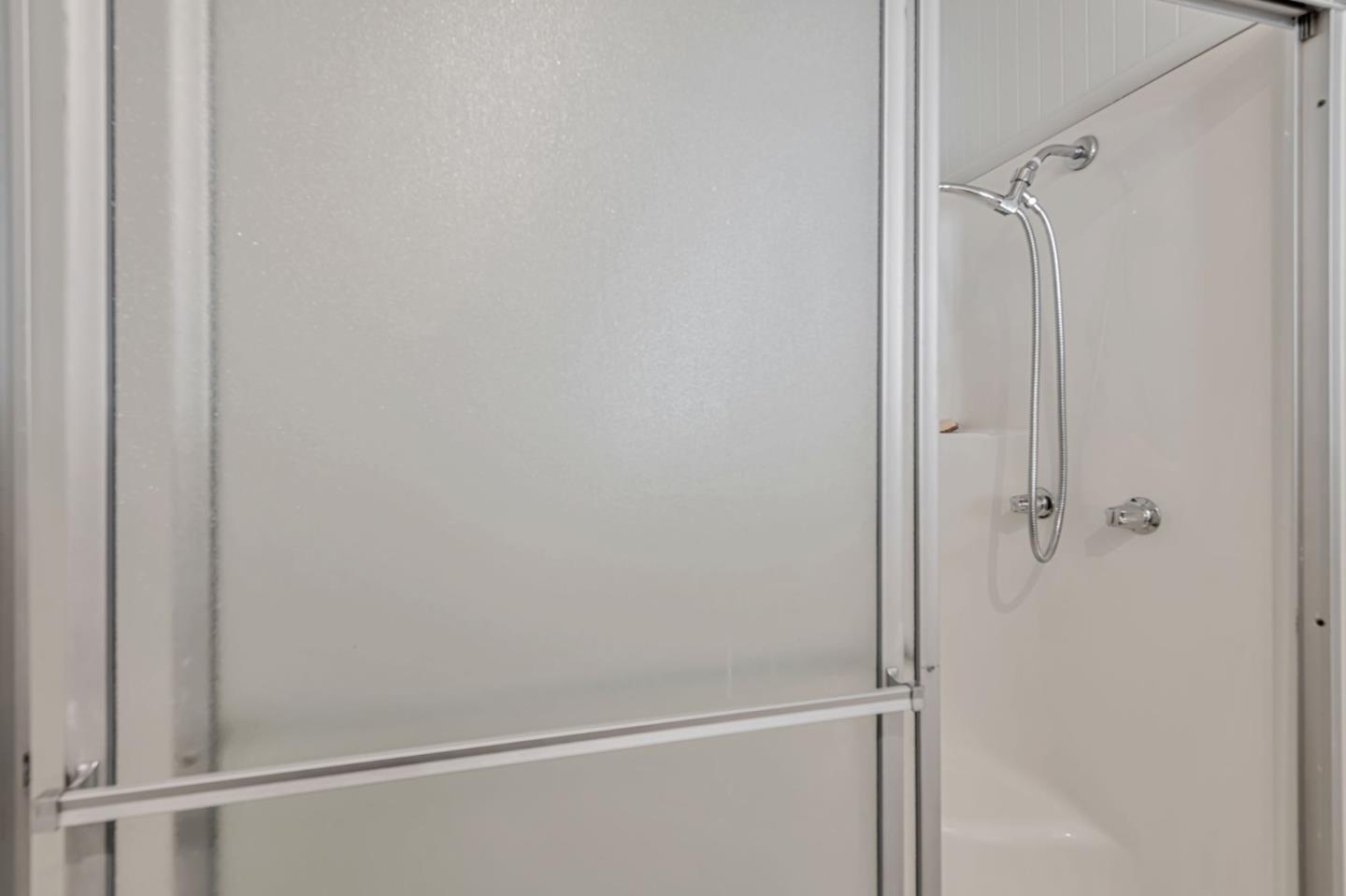 Detail Gallery Image 20 of 37 For 29129 Verdi Rd #29129,  Hayward,  CA 94544 - 2 Beds | 2 Baths