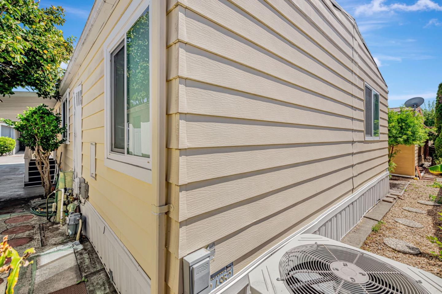 Detail Gallery Image 27 of 37 For 29129 Verdi Rd #29129,  Hayward,  CA 94544 - 2 Beds | 2 Baths