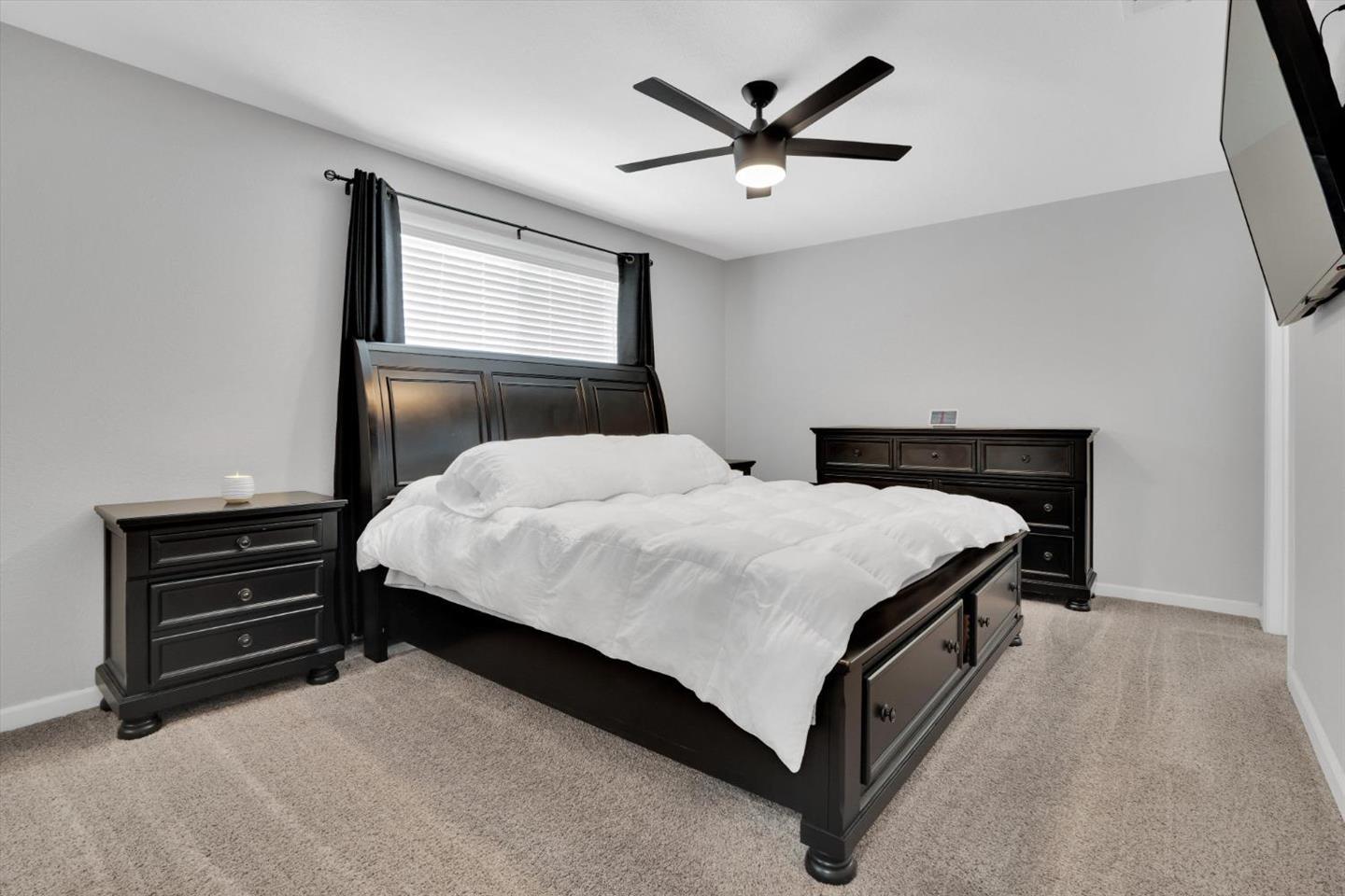 Detail Gallery Image 11 of 17 For 2417 Andre Ln, Turlock,  CA 95382 - 3 Beds | 2 Baths