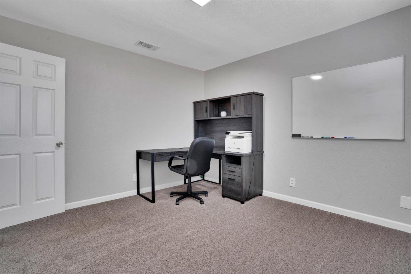 Detail Gallery Image 15 of 17 For 2417 Andre Ln, Turlock,  CA 95382 - 3 Beds | 2 Baths