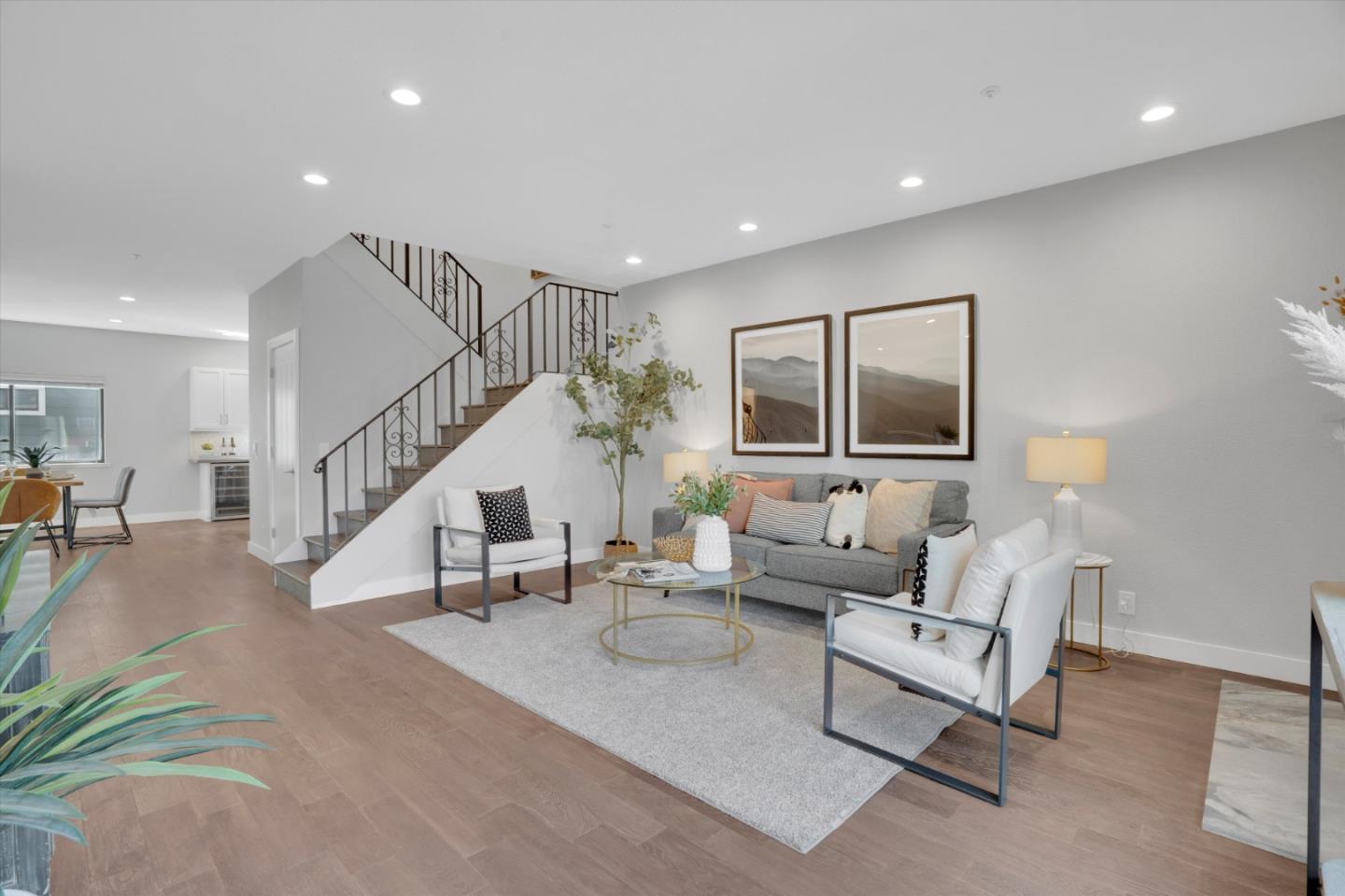 Detail Gallery Image 2 of 40 For 7625 Mission St, Daly City,  CA 94014 - 3 Beds | 2/1 Baths