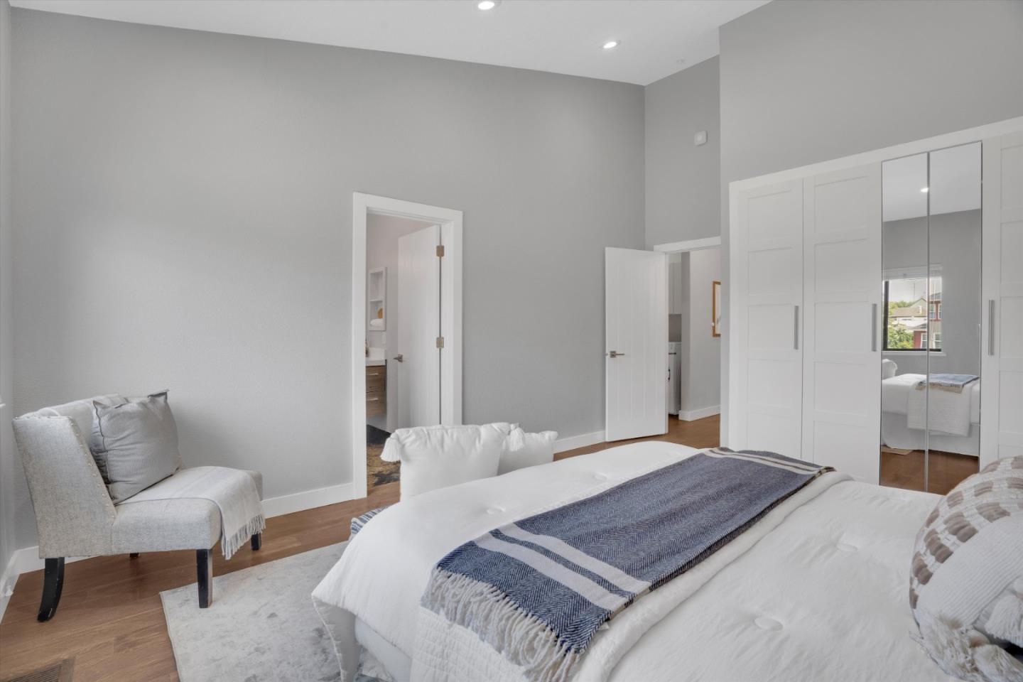 Detail Gallery Image 23 of 40 For 7625 Mission St, Daly City,  CA 94014 - 3 Beds | 2/1 Baths