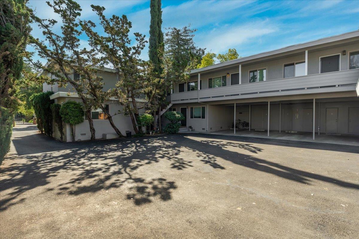 Detail Gallery Image 5 of 19 For 660 Roble Ave, Menlo Park,  CA 94025 - – Beds | – Baths