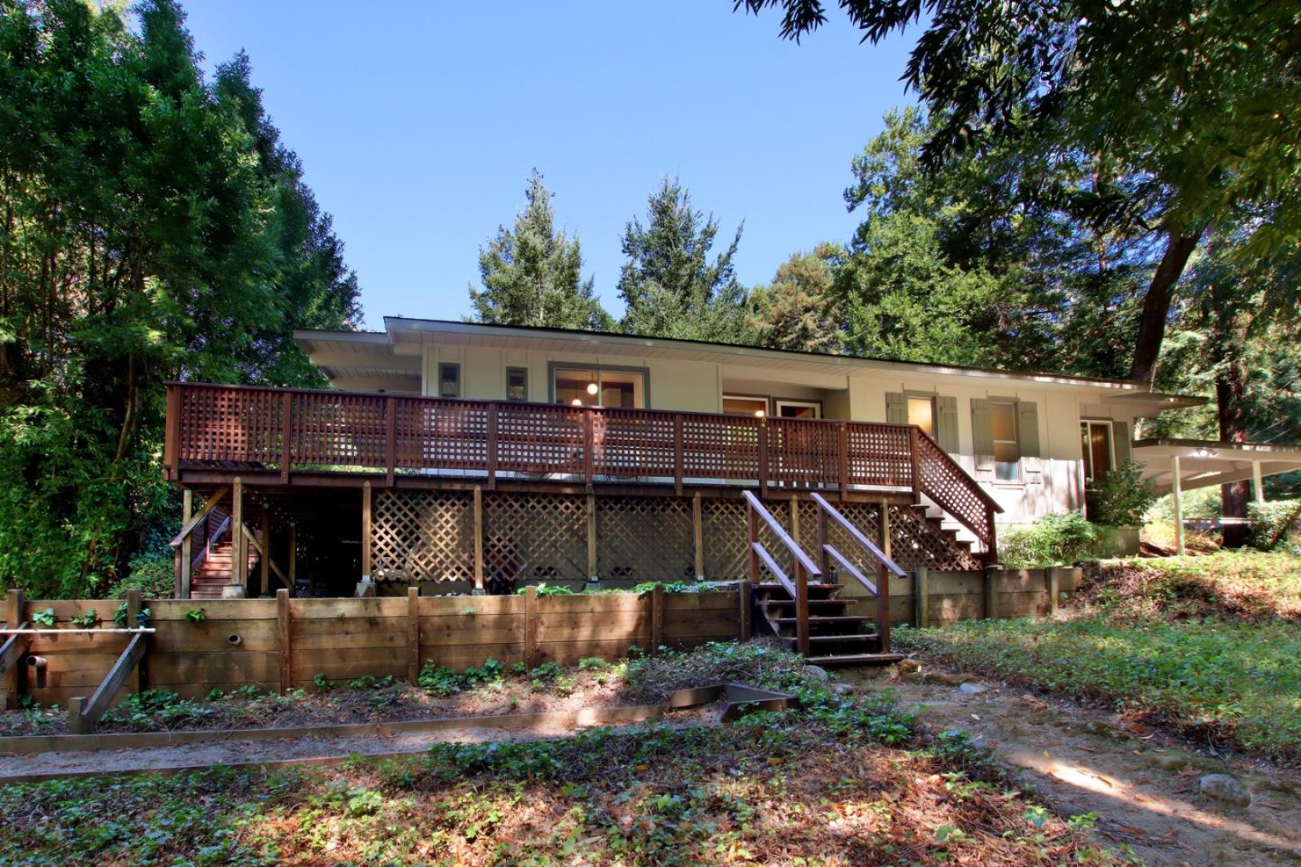 Detail Gallery Image 29 of 37 For 15715 Forest Hill Dr, Boulder Creek,  CA 95006 - 2 Beds | 2 Baths