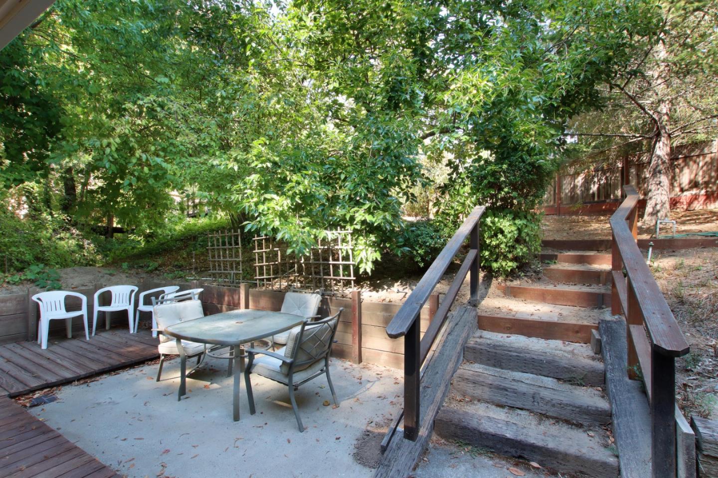Detail Gallery Image 31 of 37 For 15715 Forest Hill Dr, Boulder Creek,  CA 95006 - 2 Beds | 2 Baths