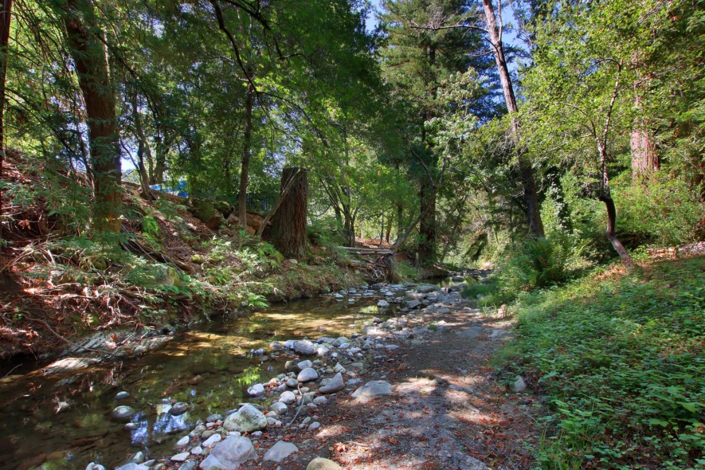 Detail Gallery Image 35 of 37 For 15715 Forest Hill Dr, Boulder Creek,  CA 95006 - 2 Beds | 2 Baths