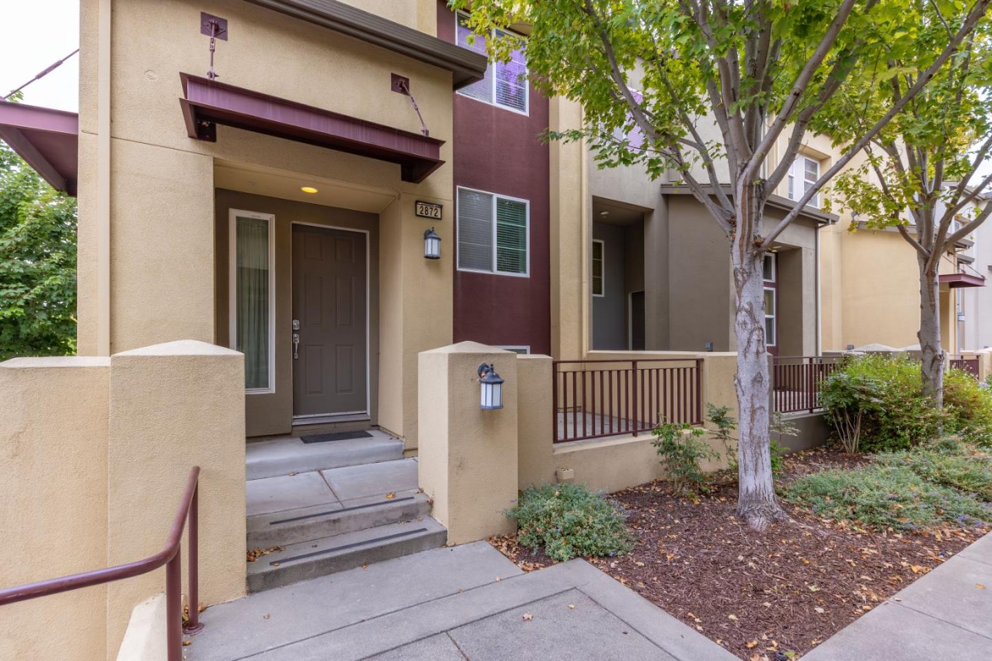 Detail Gallery Image 2 of 64 For 2872 10th St, San Pablo,  CA 94806 - 3 Beds | 2/1 Baths