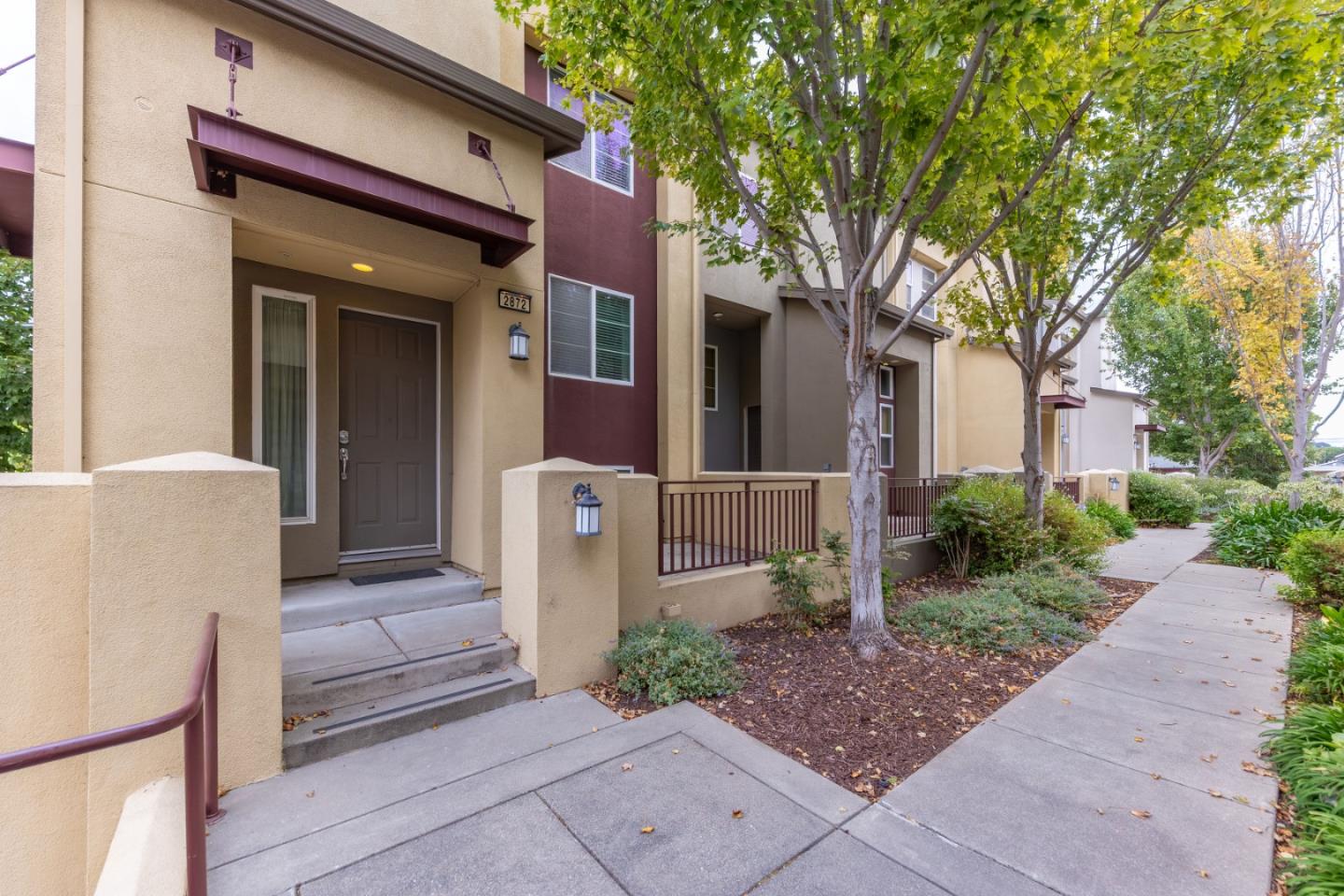 Detail Gallery Image 3 of 64 For 2872 10th St, San Pablo,  CA 94806 - 3 Beds | 2/1 Baths