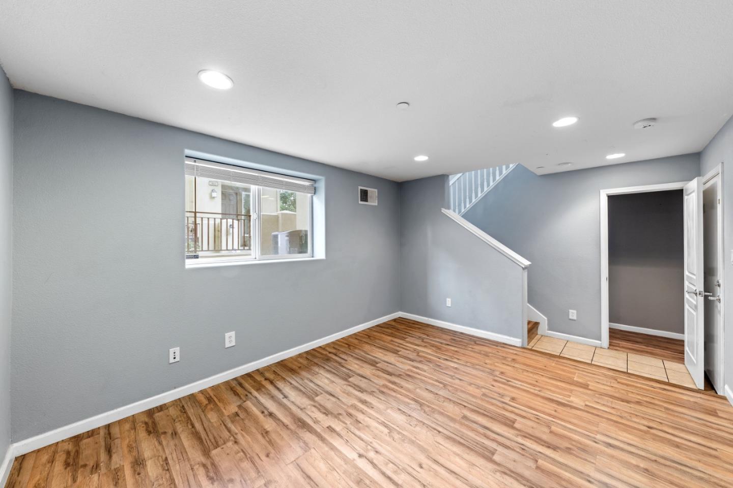 Detail Gallery Image 48 of 64 For 2872 10th St, San Pablo,  CA 94806 - 3 Beds | 2/1 Baths