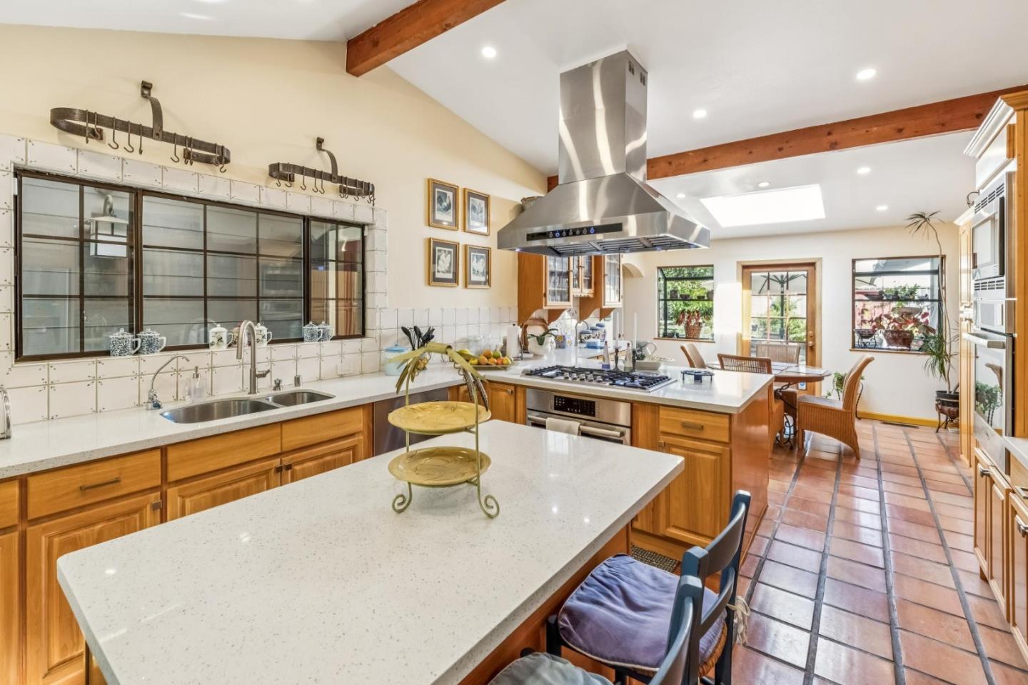 Detail Gallery Image 25 of 48 For 1211 Canada Rd, Woodside,  CA 94062 - 3 Beds | 2 Baths