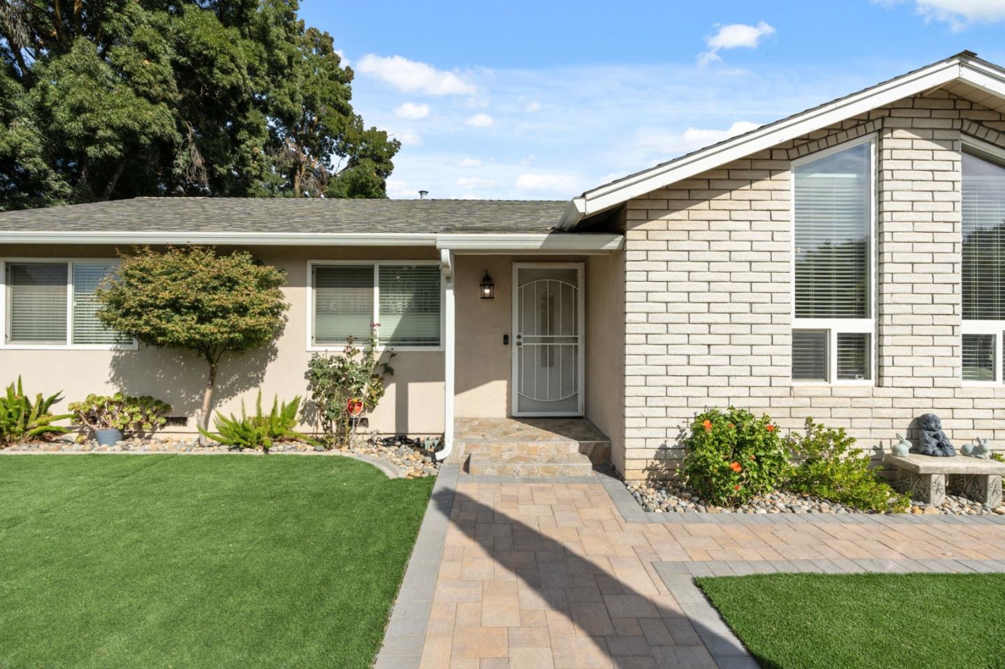 Detail Gallery Image 3 of 28 For 1316 Ginnywood Ct, Modesto,  CA 95355 - 3 Beds | 2 Baths