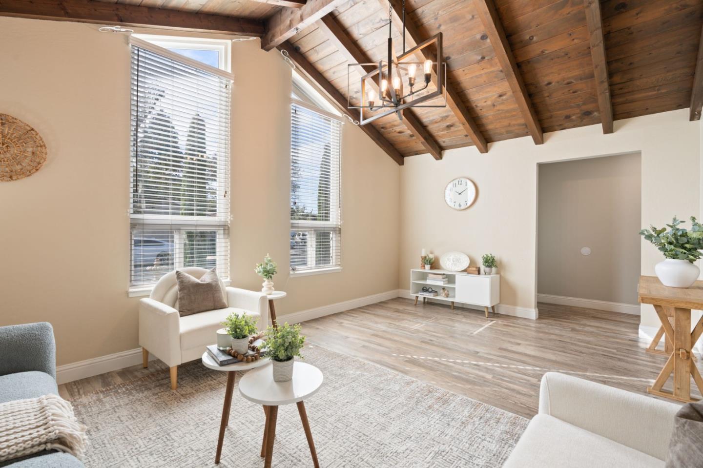 Detail Gallery Image 5 of 28 For 1316 Ginnywood Ct, Modesto,  CA 95355 - 3 Beds | 2 Baths