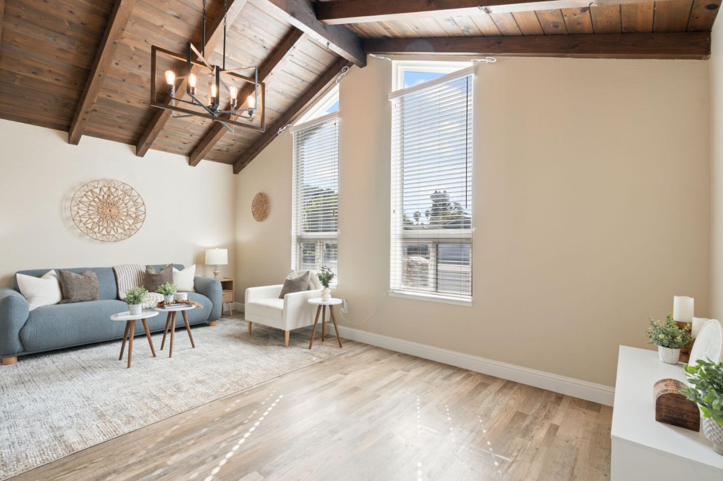 Detail Gallery Image 6 of 28 For 1316 Ginnywood Ct, Modesto,  CA 95355 - 3 Beds | 2 Baths