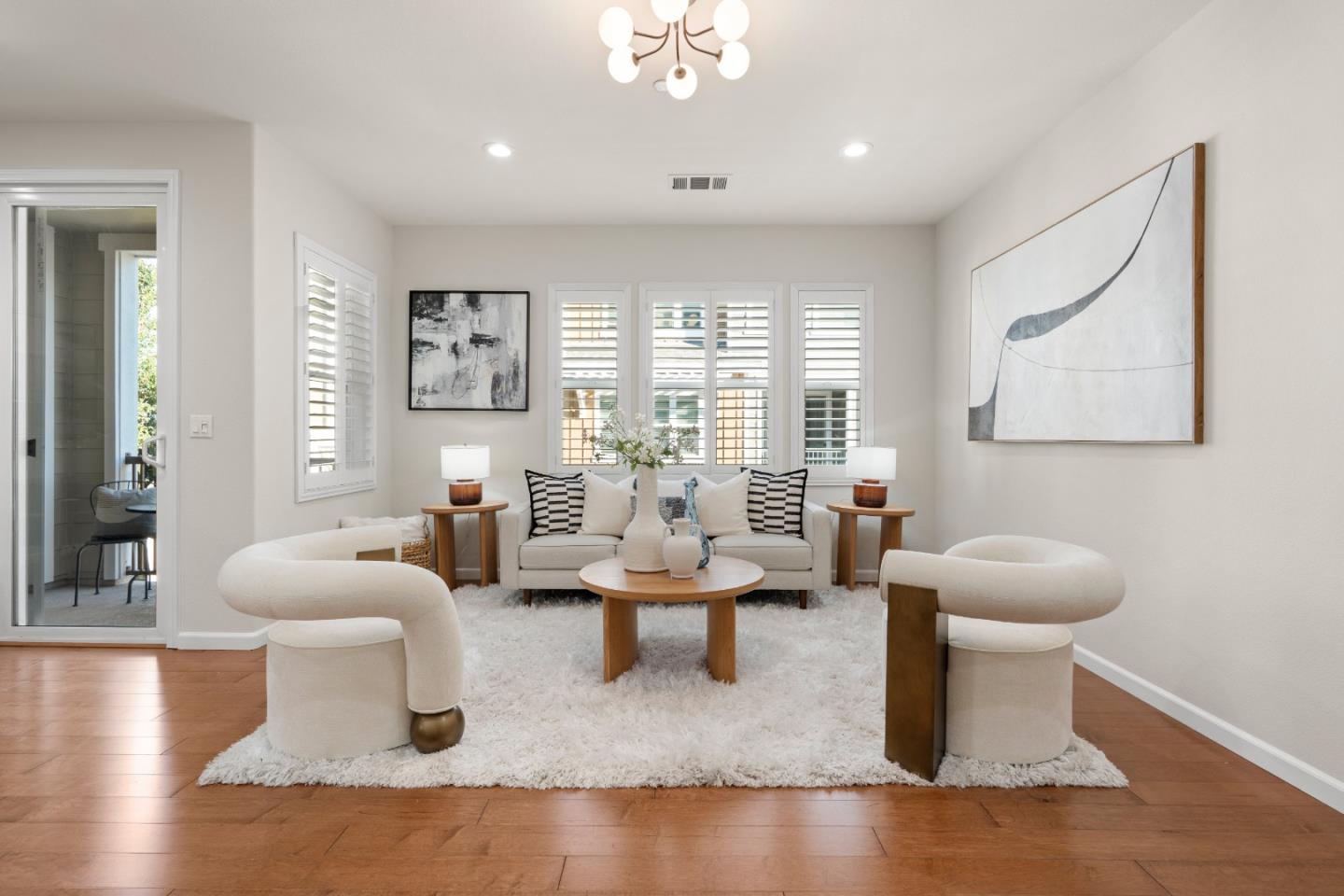 Detail Gallery Image 13 of 56 For 104 N Hummingbird Ln, San Mateo,  CA 94402 - 2 Beds | 2/1 Baths
