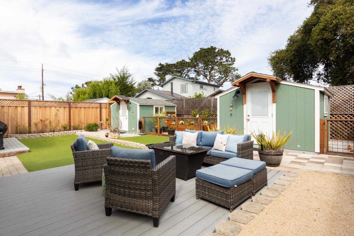 Detail Gallery Image 21 of 29 For 415 Hannon Ave, Monterey,  CA 93940 - 2 Beds | 2 Baths