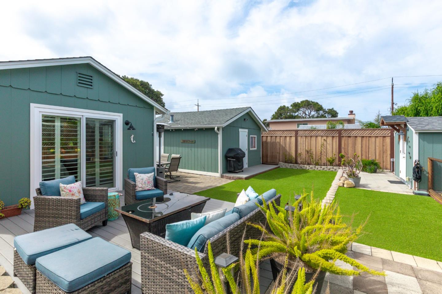 Detail Gallery Image 26 of 29 For 415 Hannon Ave, Monterey,  CA 93940 - 2 Beds | 2 Baths