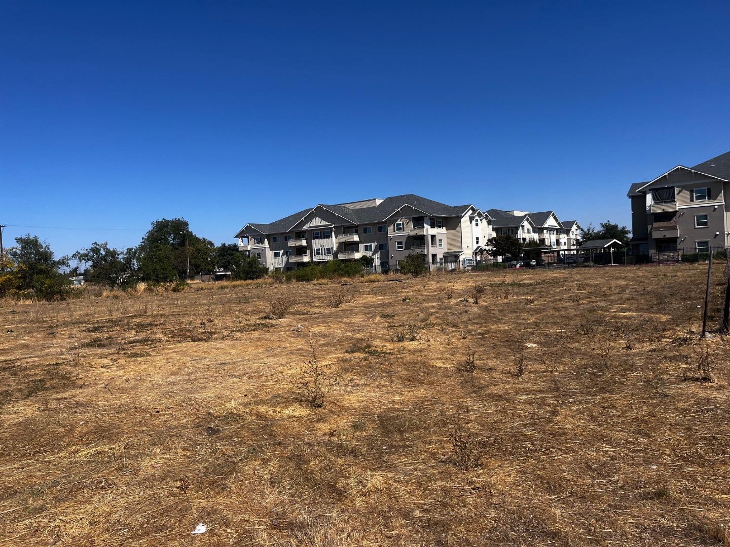 Detail Gallery Image 4 of 10 For 0 E Stockton Blvd, Elk Grove,  CA 95624 - – Beds | – Baths