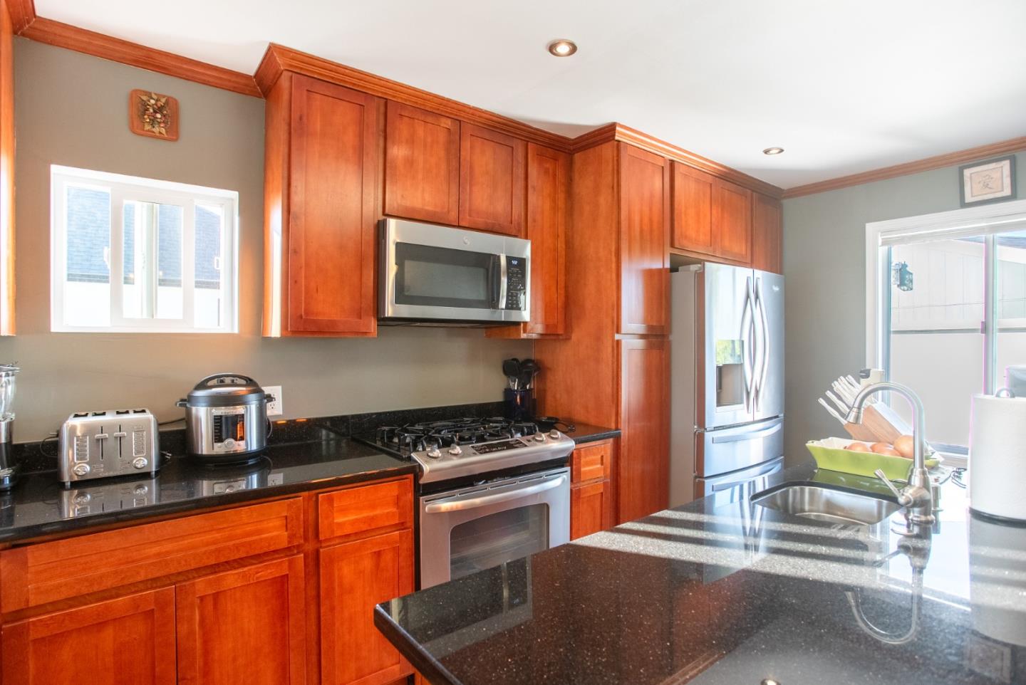 Detail Gallery Image 18 of 39 For 616 Mayfair Ave, South San Francisco,  CA 94080 - 3 Beds | 1 Baths