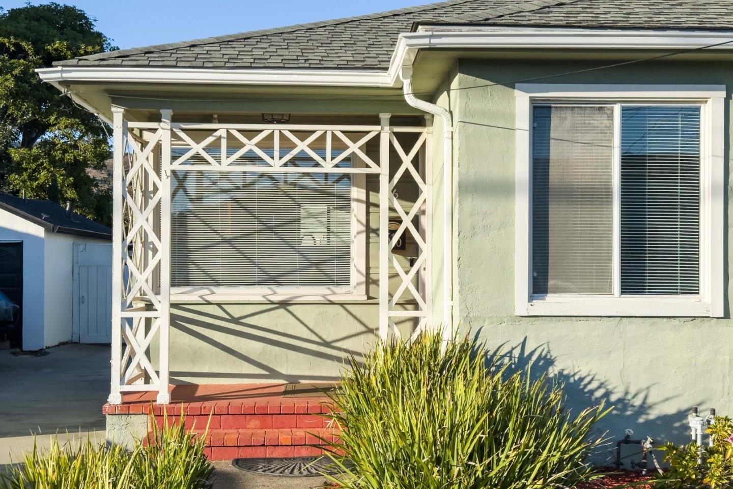 Detail Gallery Image 3 of 39 For 616 Mayfair Ave, South San Francisco,  CA 94080 - 3 Beds | 1 Baths