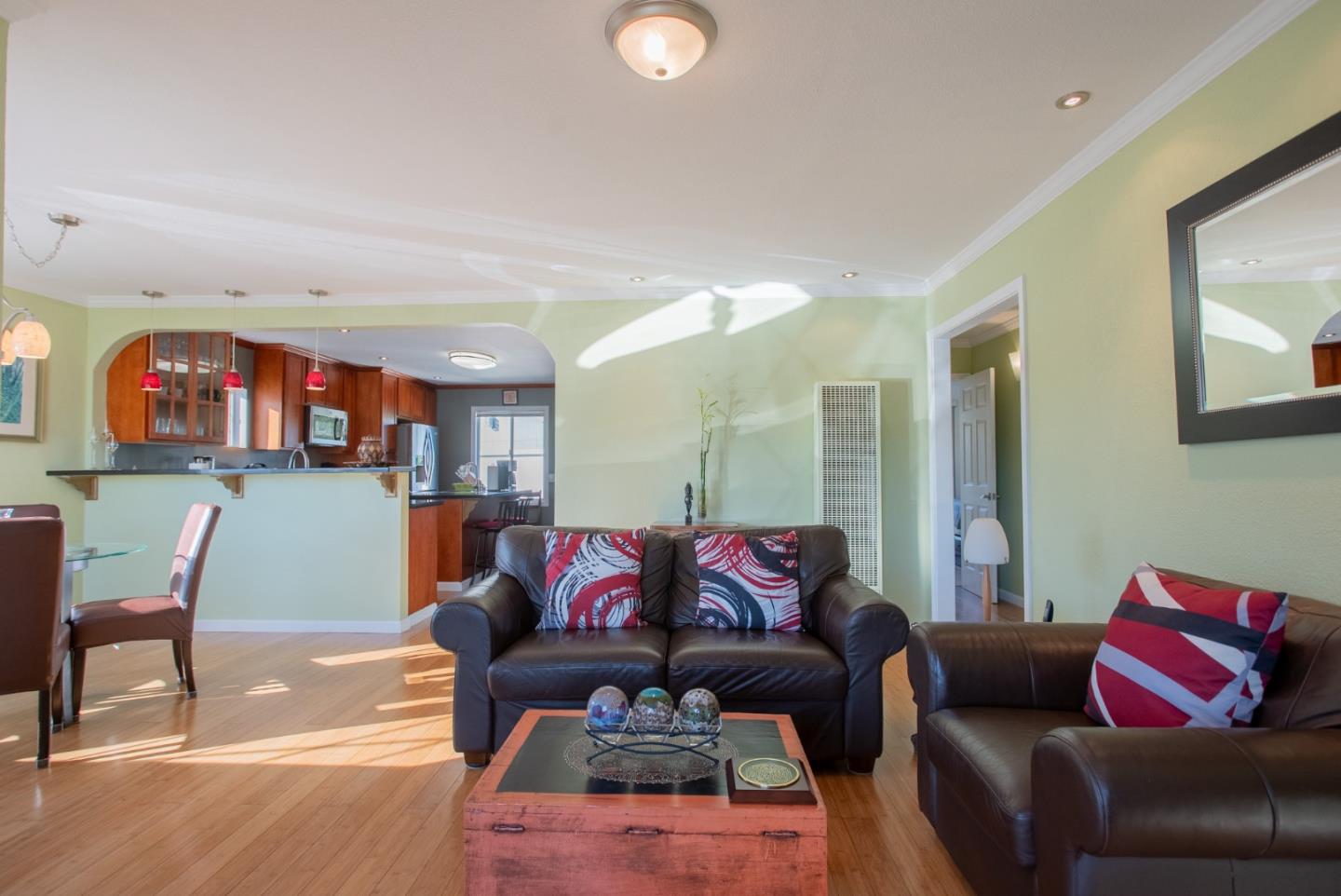 Detail Gallery Image 6 of 39 For 616 Mayfair Ave, South San Francisco,  CA 94080 - 3 Beds | 1 Baths