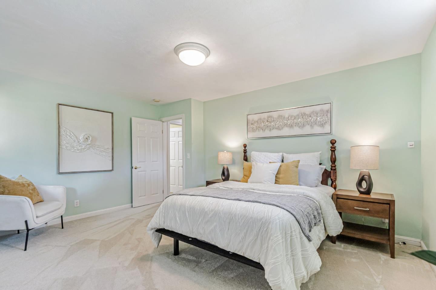 Detail Gallery Image 33 of 48 For 1402 Bedford Ave, Sunnyvale,  CA 94087 - 4 Beds | 3 Baths