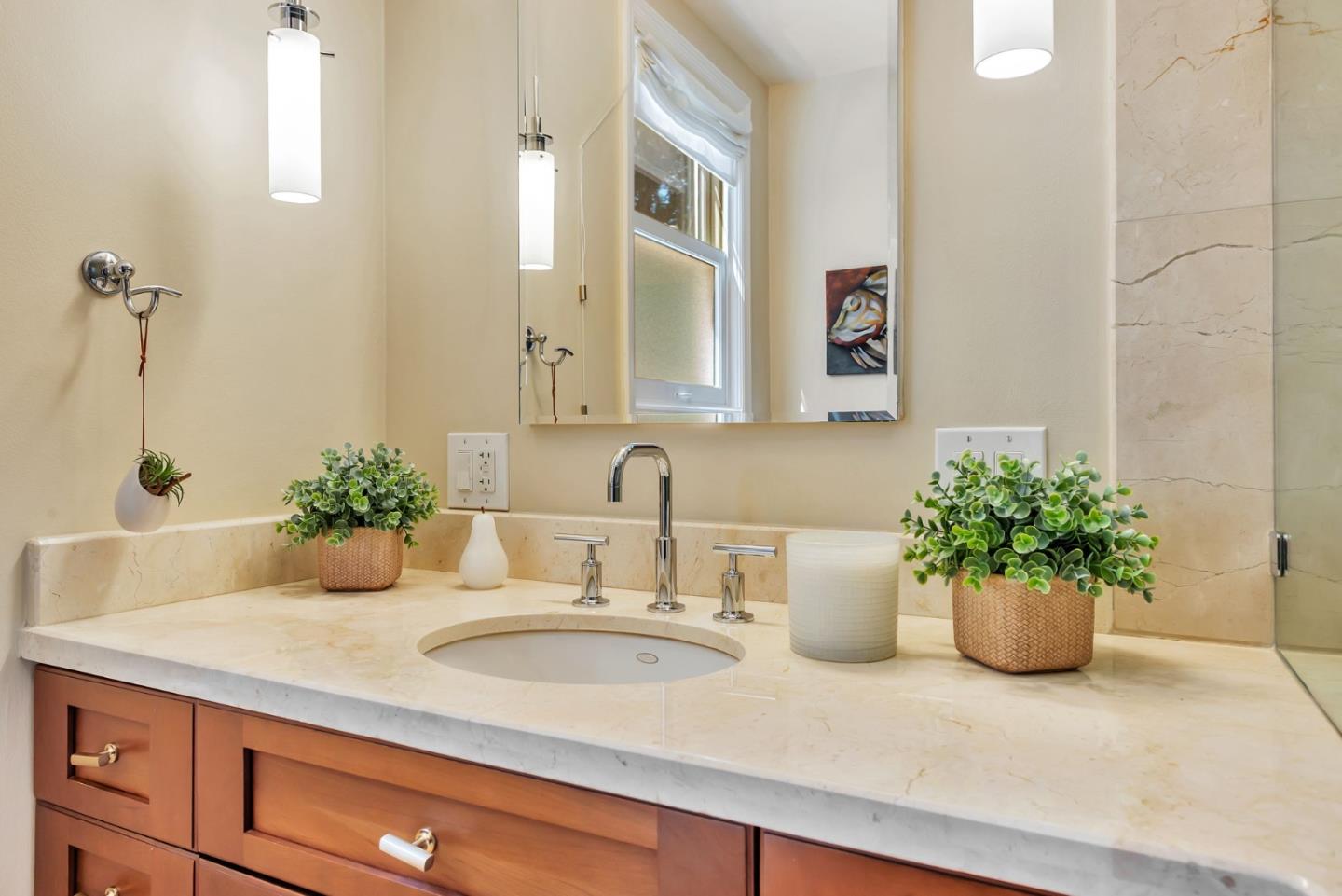 Detail Gallery Image 24 of 34 For 525 Grand St, Redwood City,  CA 94062 - 2 Beds | 1 Baths