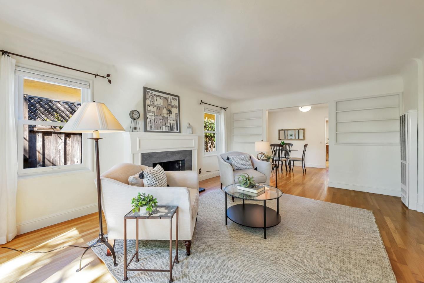 Detail Gallery Image 5 of 34 For 525 Grand St, Redwood City,  CA 94062 - 2 Beds | 1 Baths