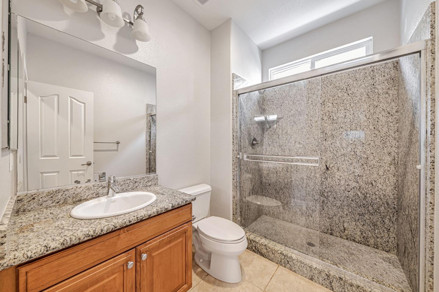 Detail Gallery Image 30 of 75 For 184 S Sonrisa St, Mountain House,  CA 95391 - 5 Beds | 4/1 Baths