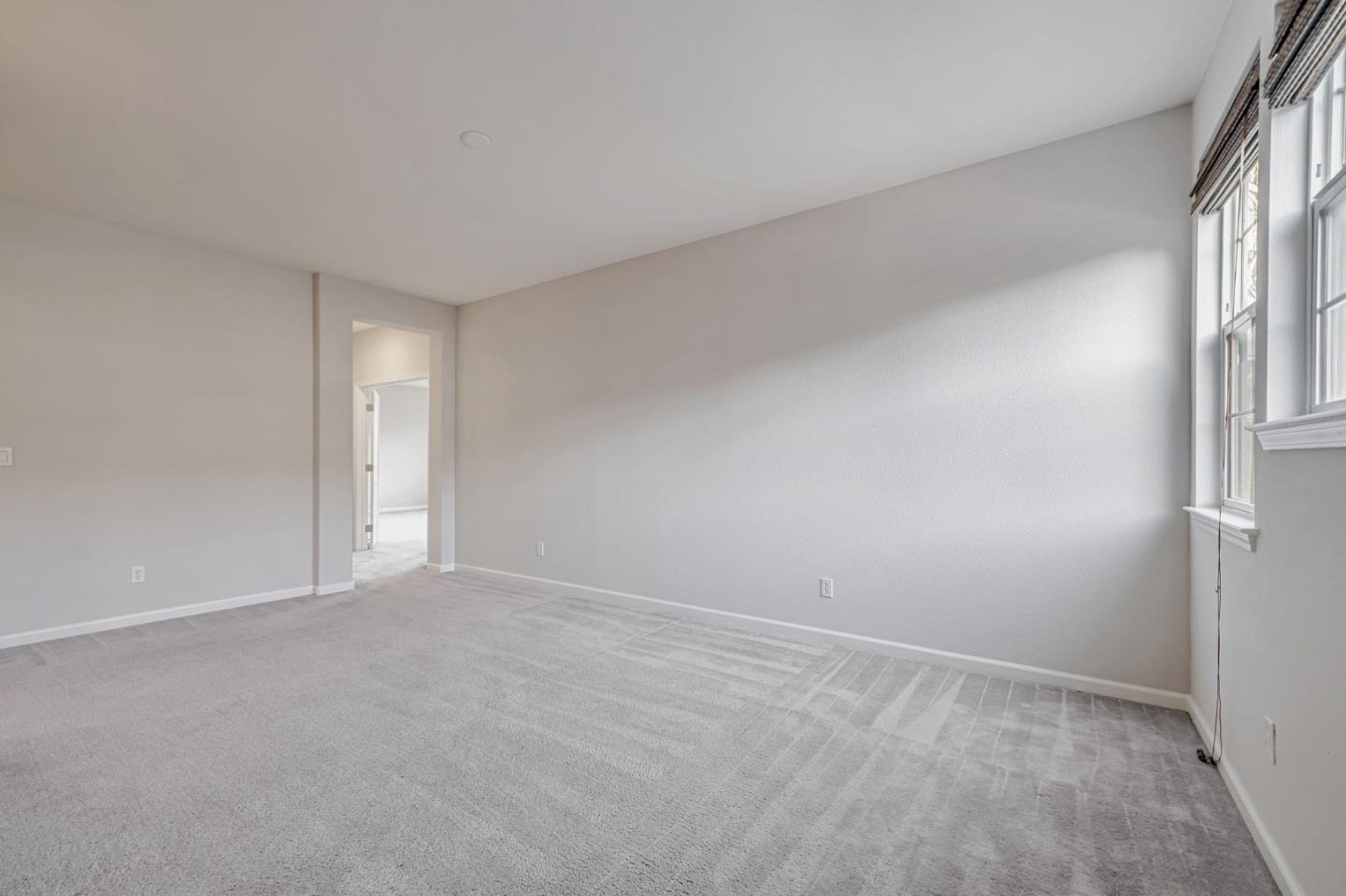 Detail Gallery Image 34 of 75 For 184 S Sonrisa St, Mountain House,  CA 95391 - 5 Beds | 4/1 Baths
