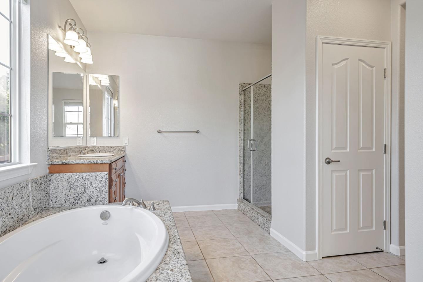 Detail Gallery Image 48 of 75 For 184 S Sonrisa St, Mountain House,  CA 95391 - 5 Beds | 4/1 Baths