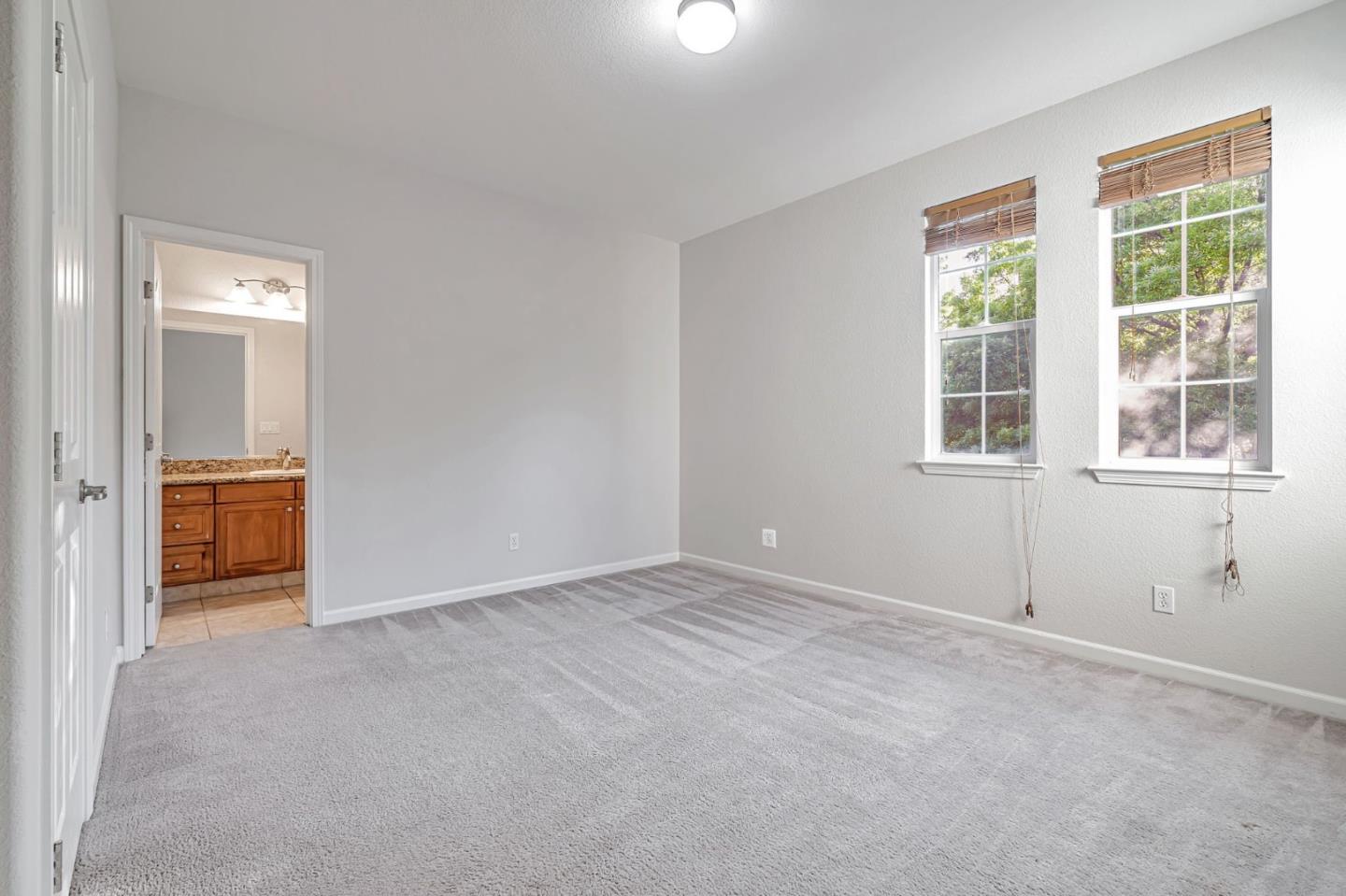 Detail Gallery Image 50 of 75 For 184 S Sonrisa St, Mountain House,  CA 95391 - 5 Beds | 4/1 Baths