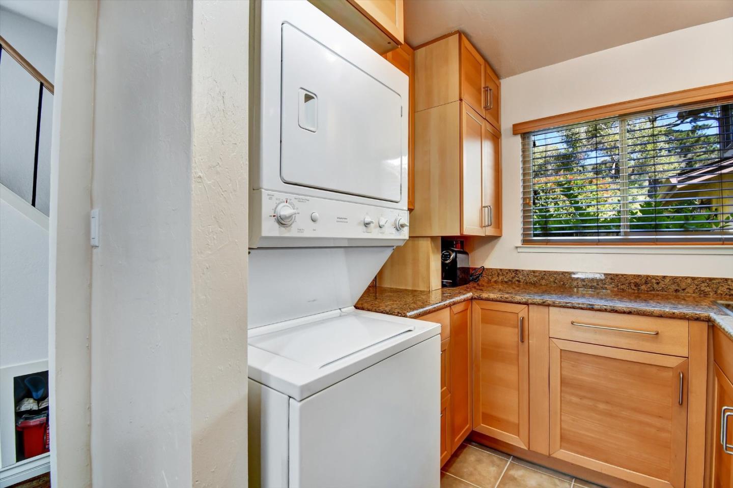 Detail Gallery Image 17 of 45 For 1027 Oddstad Blvd, Pacifica,  CA 94044 - 2 Beds | 1/1 Baths