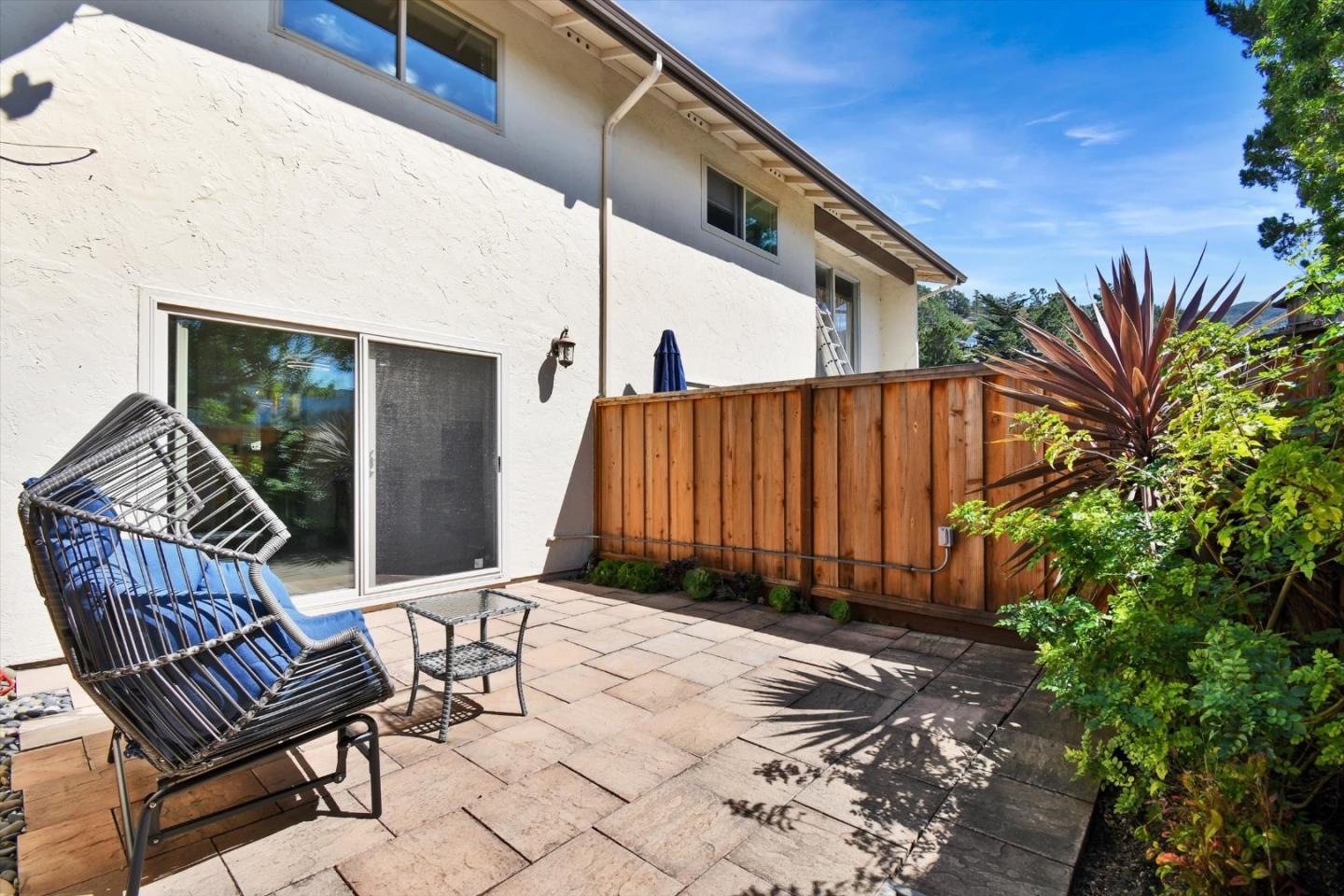 Detail Gallery Image 32 of 45 For 1027 Oddstad Blvd, Pacifica,  CA 94044 - 2 Beds | 1/1 Baths