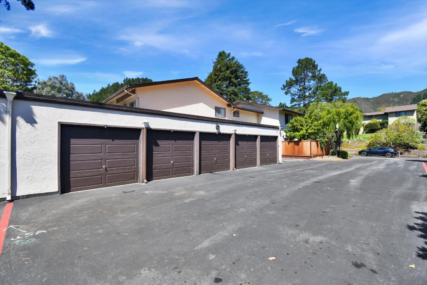Detail Gallery Image 37 of 45 For 1027 Oddstad Blvd, Pacifica,  CA 94044 - 2 Beds | 1/1 Baths