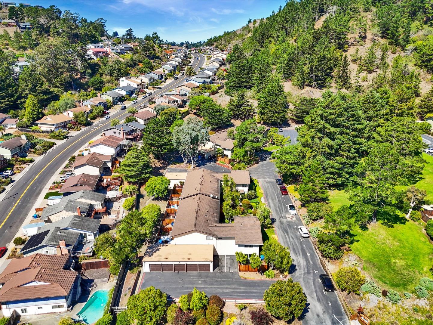 Detail Gallery Image 41 of 45 For 1027 Oddstad Blvd, Pacifica,  CA 94044 - 2 Beds | 1/1 Baths