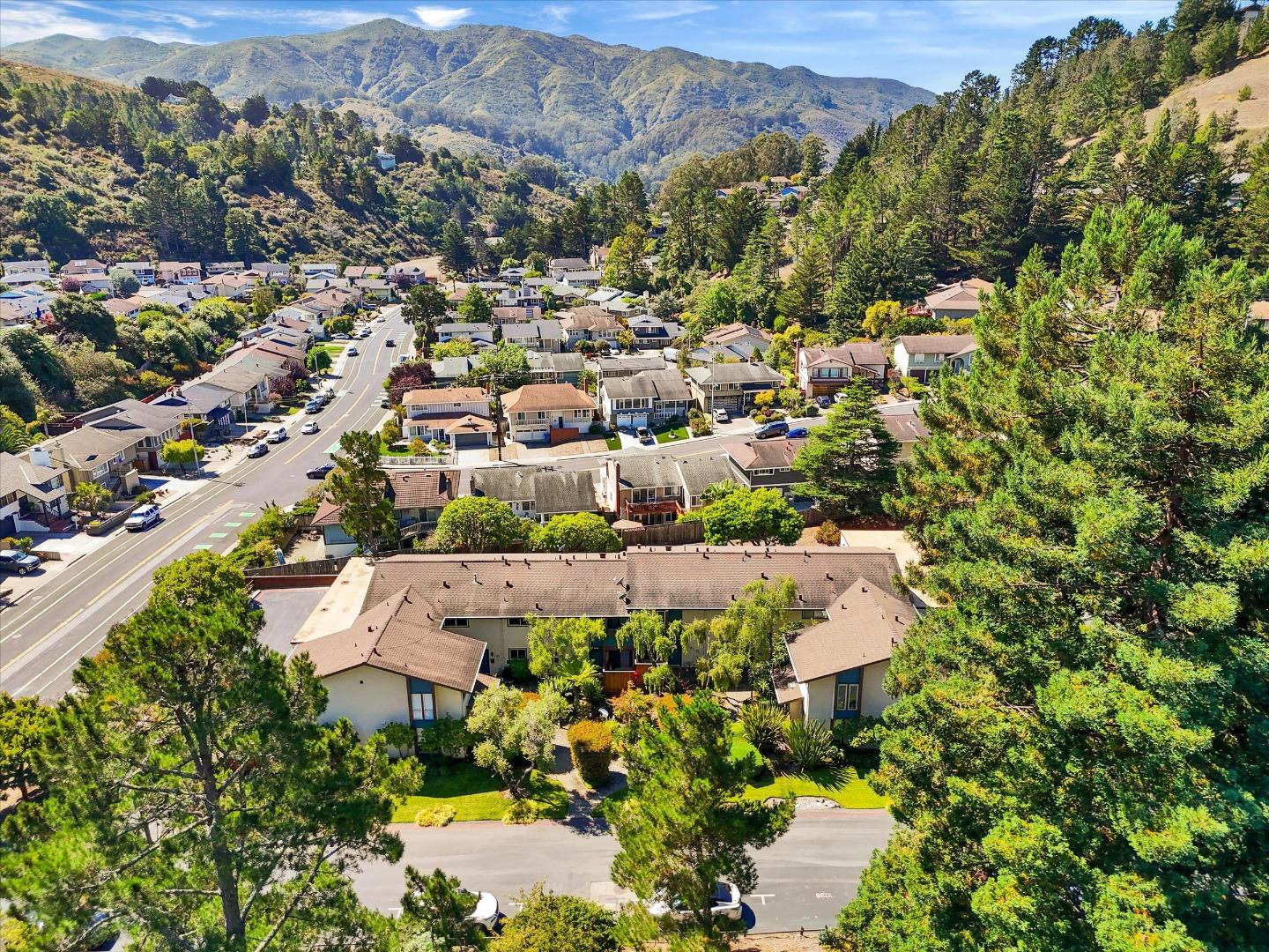 Detail Gallery Image 42 of 45 For 1027 Oddstad Blvd, Pacifica,  CA 94044 - 2 Beds | 1/1 Baths