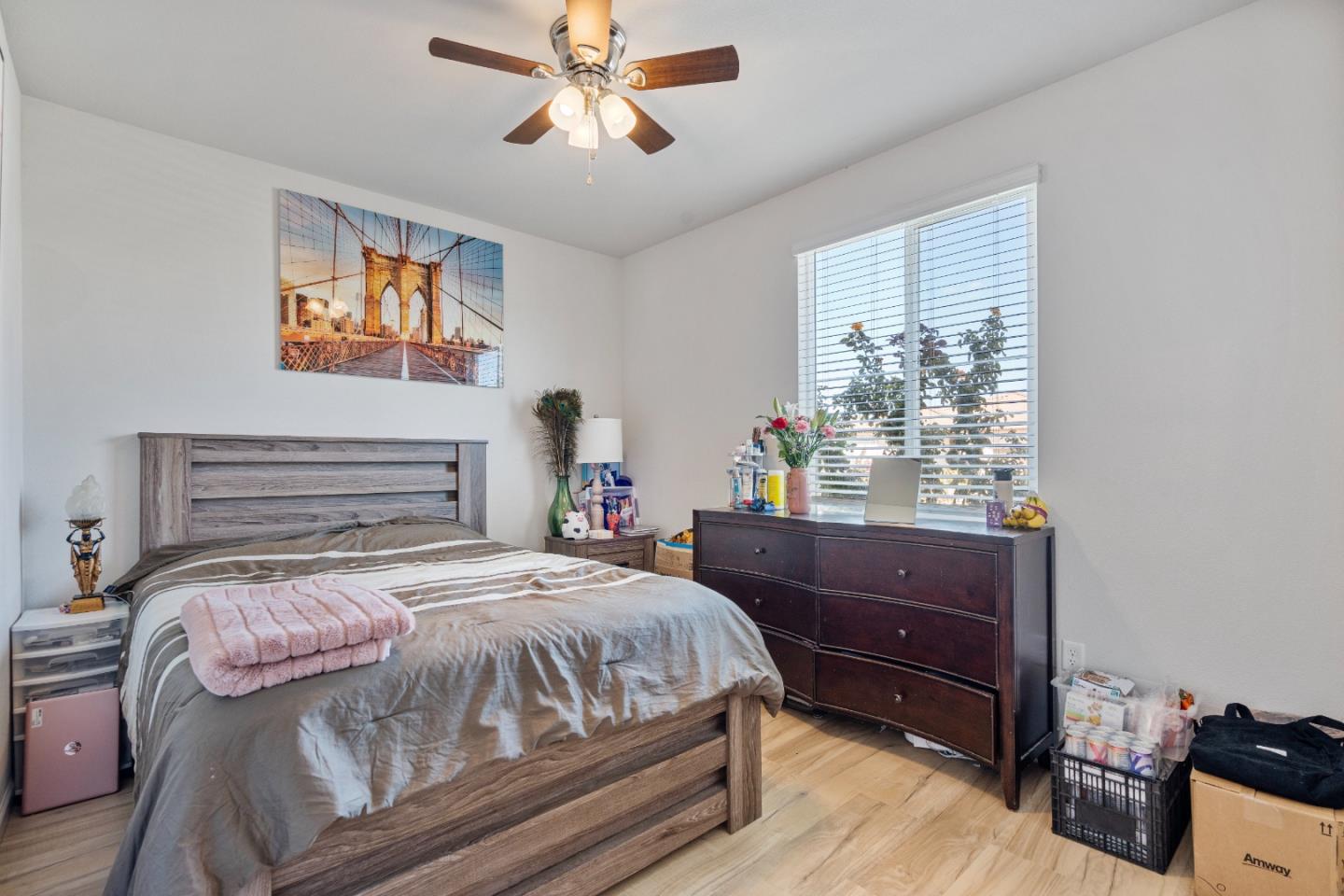 Detail Gallery Image 10 of 42 For 2141 Wildflower Dr, Hollister,  CA 95023 - 4 Beds | 2/1 Baths