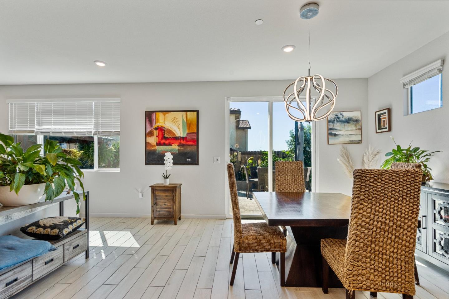 Detail Gallery Image 19 of 42 For 2141 Wildflower Dr, Hollister,  CA 95023 - 4 Beds | 2/1 Baths