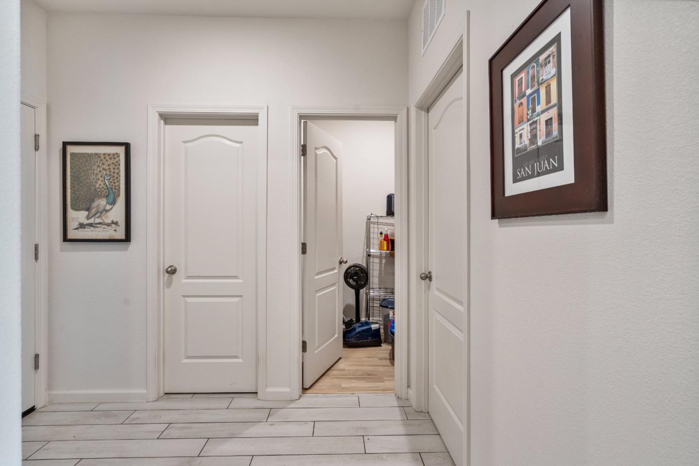 Detail Gallery Image 24 of 42 For 2141 Wildflower Dr, Hollister,  CA 95023 - 4 Beds | 2/1 Baths