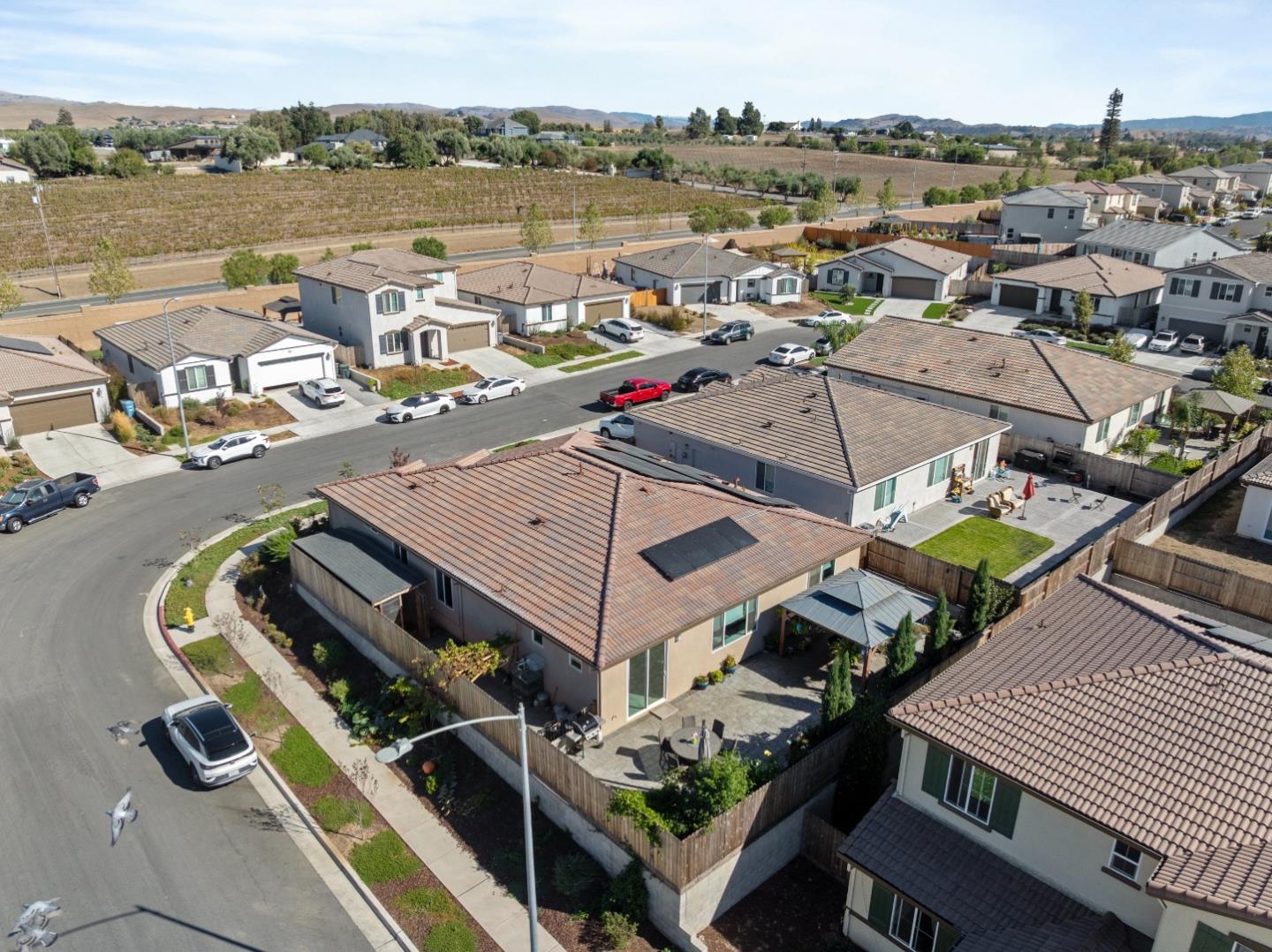 Detail Gallery Image 36 of 42 For 2141 Wildflower Dr, Hollister,  CA 95023 - 4 Beds | 2/1 Baths