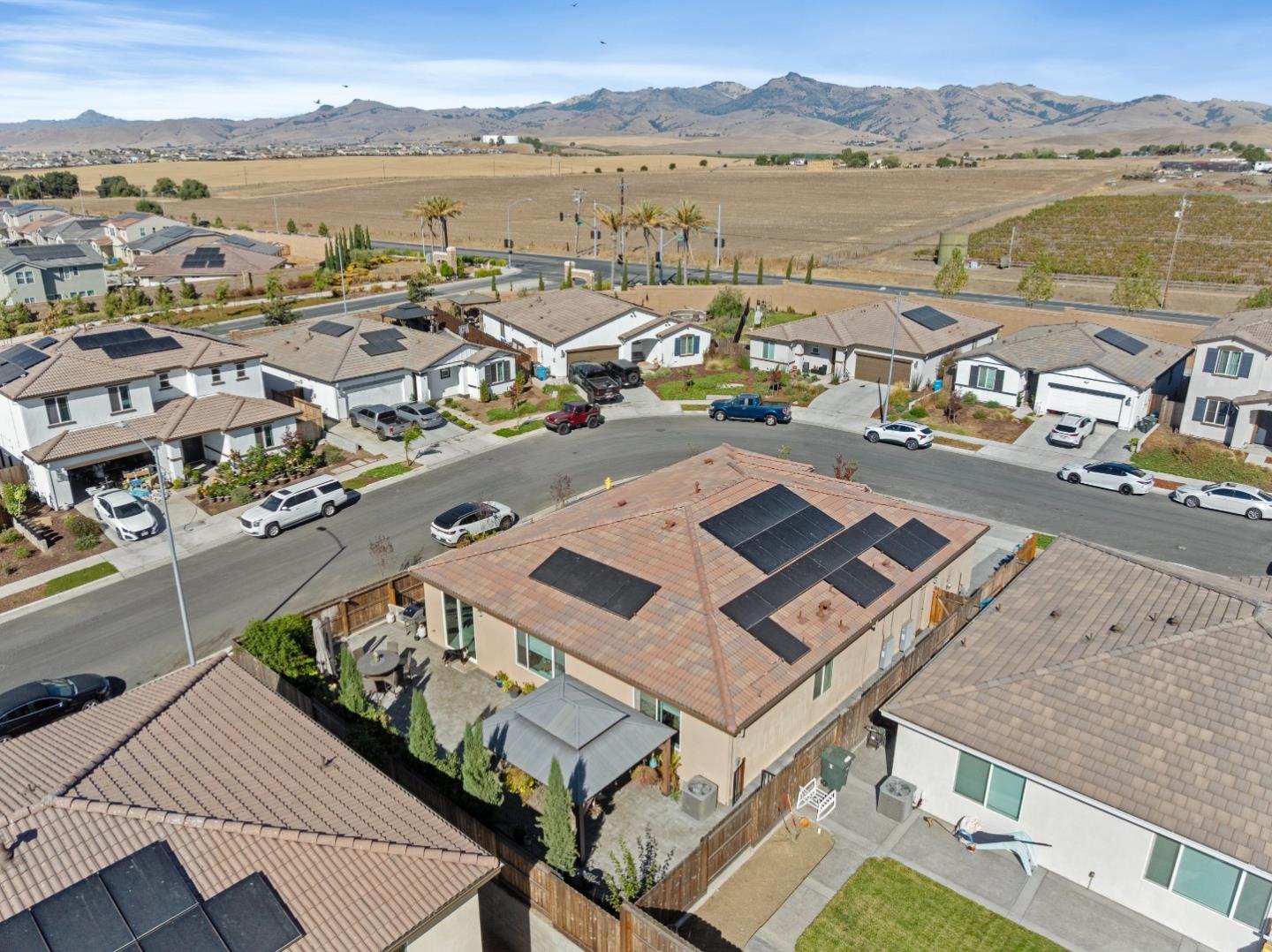 Detail Gallery Image 38 of 42 For 2141 Wildflower Dr, Hollister,  CA 95023 - 4 Beds | 2/1 Baths