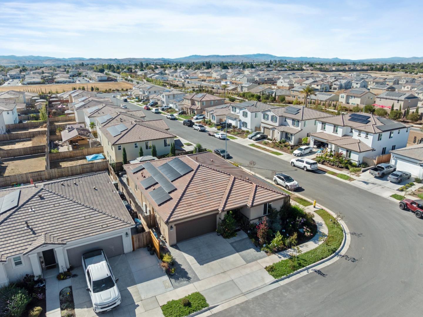 Detail Gallery Image 39 of 42 For 2141 Wildflower Dr, Hollister,  CA 95023 - 4 Beds | 2/1 Baths