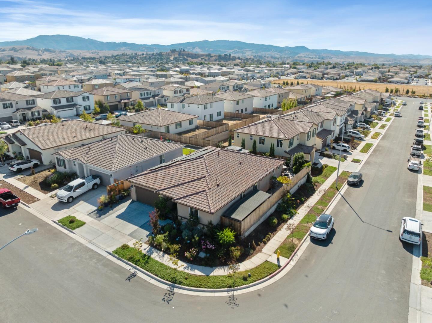 Detail Gallery Image 41 of 42 For 2141 Wildflower Dr, Hollister,  CA 95023 - 4 Beds | 2/1 Baths