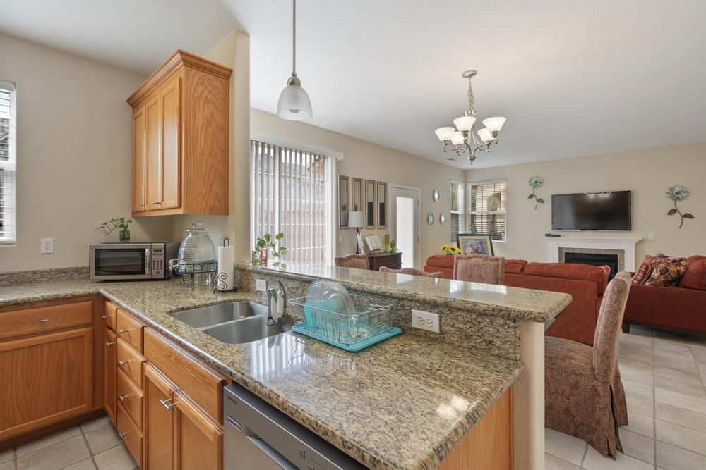 Detail Gallery Image 17 of 46 For 26 Oliveira Loop, Freedom,  CA 95019 - 3 Beds | 2/1 Baths